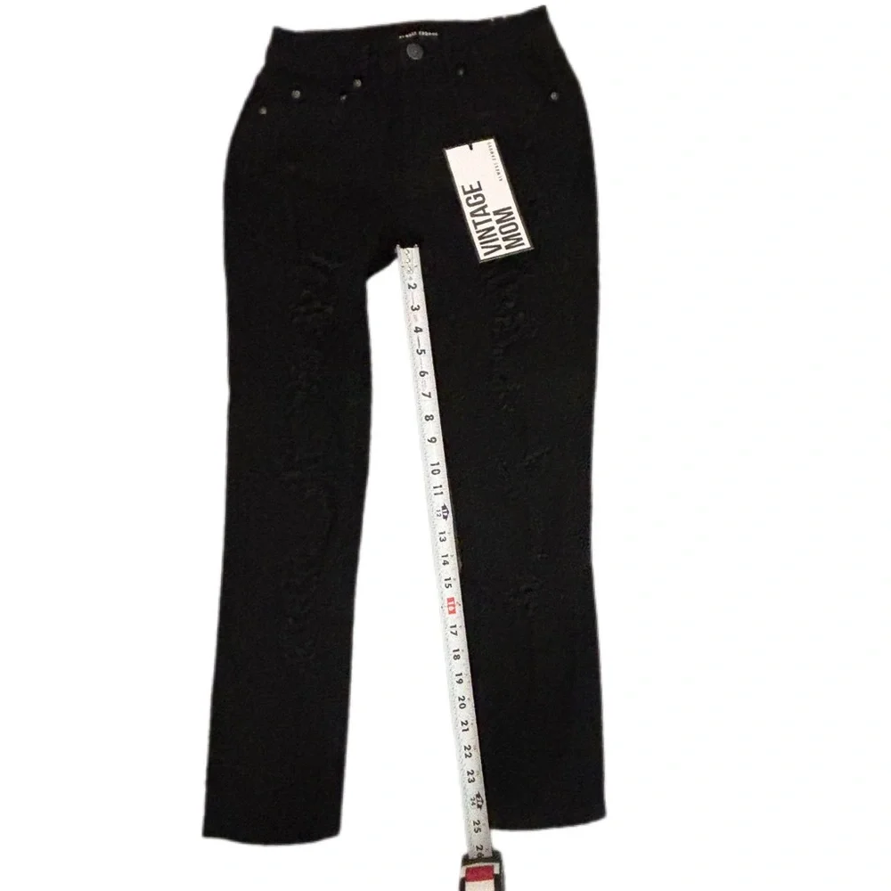 NWT Almost Famous Black Distressed Vintage Mom Jeans Size 3 - Picture 10 of 11